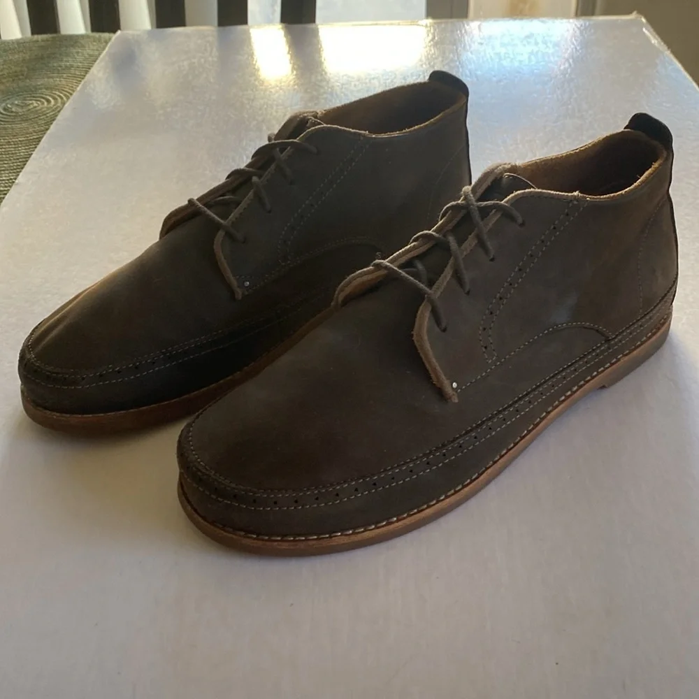 OLUKAI Men’s Brown Leather Boots Size 10 M